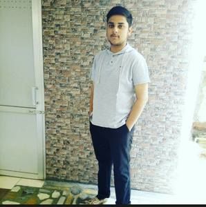 Meet your Posher, Hemant